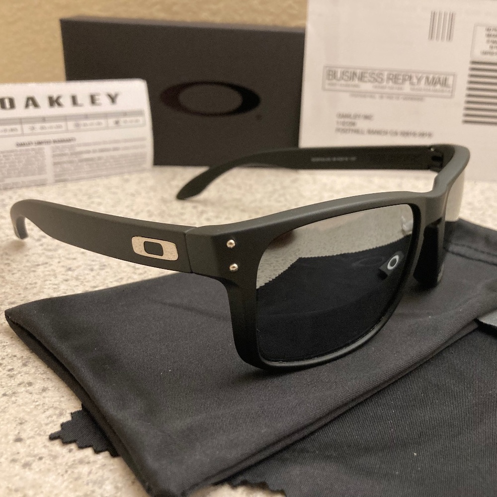Oakley Holbrook Mirror Sunglasses